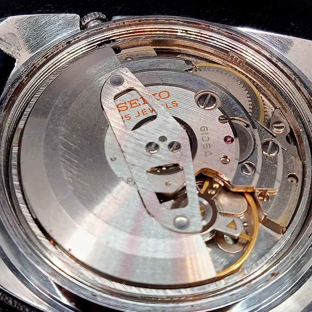 Seiko on sale 6106 movement