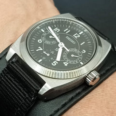 (C-N2)稼動品 SEIKO 5Y89-0A50 SUS QZ SS 腕時計 NOS! Birthday Watch February 1996! Seiko 5Y89-0A50 SUS
