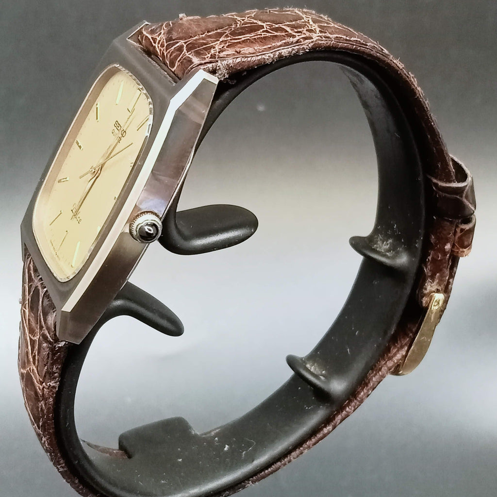 時計 SEIKO DOLCE NSAG 5931-5341 QUARTZ DAINI Vintage SEIKO DOLCE 5931-5450 NSG ST Tank Shape Square Men