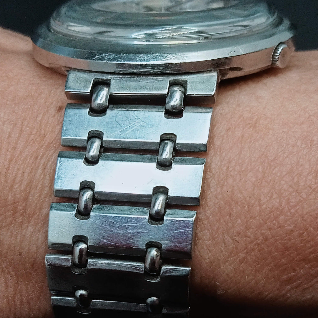 Birthday Watch October 1968! Seiko 5 6106-8070 DX UFO SUWA