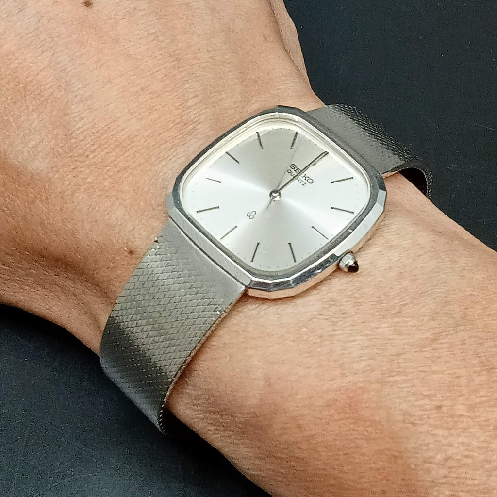 セイコー ドルチェ スクエア ゴールド 6030-5200 クオーツ メンズ