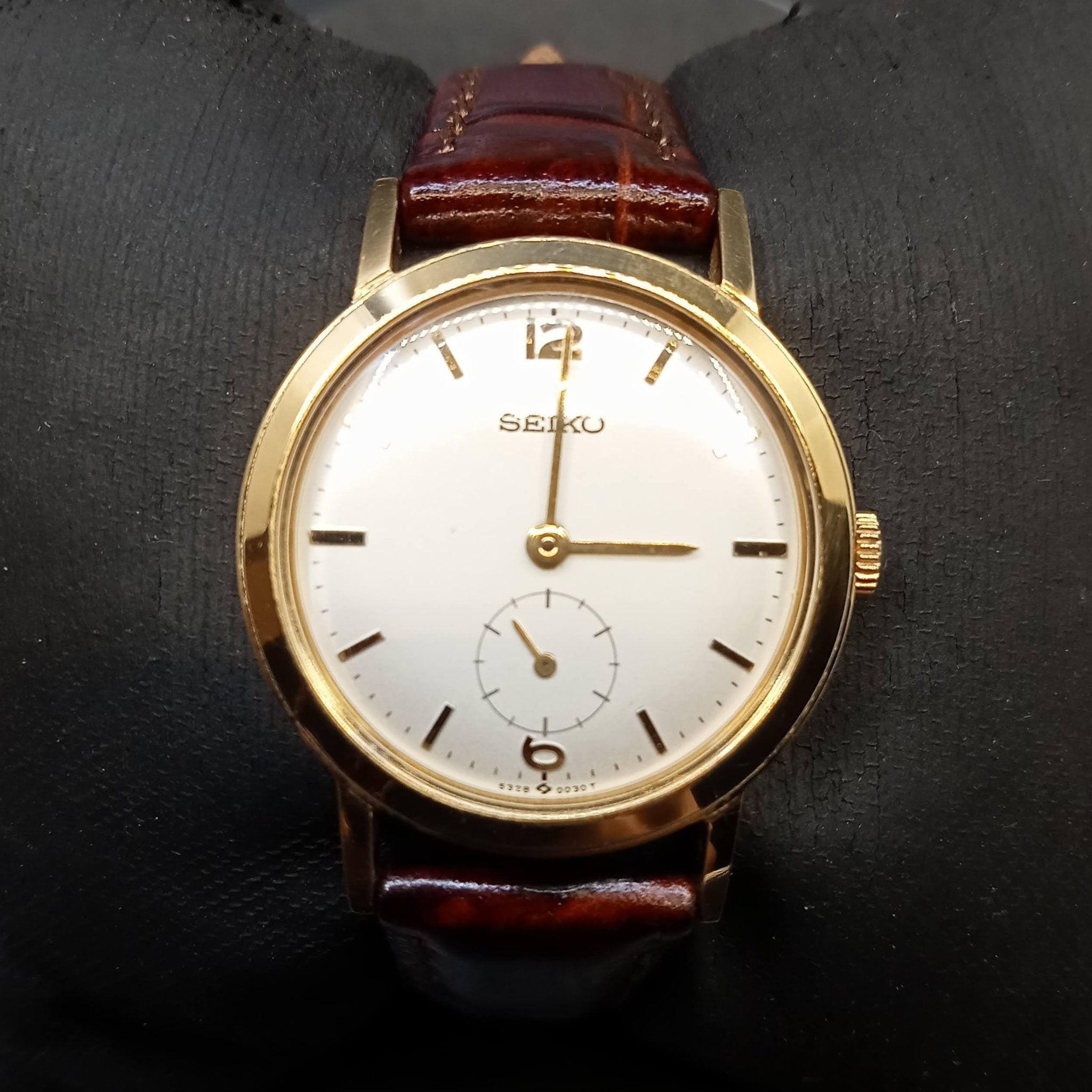 Collectible! Birthday Watch June 1985! Seiko Swiss Cal 5328