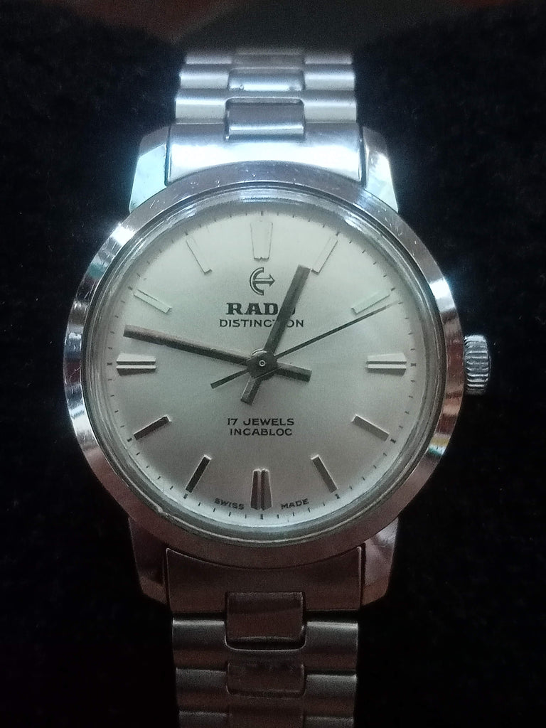 Circa 1960s Rado Lady Distinction Incabloc 17J Mechanical Wrist Watch
