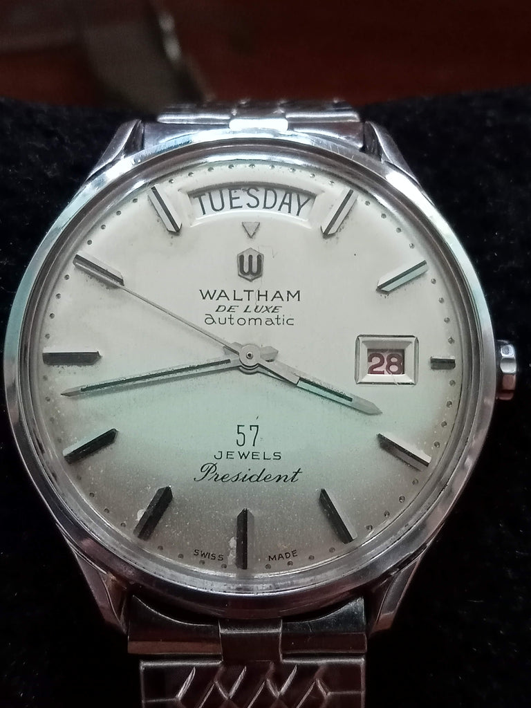 Collectible! Circa 1960s Waltham President Deluxe Cal AS 1709 Twin Window 57J Automatic (OH)