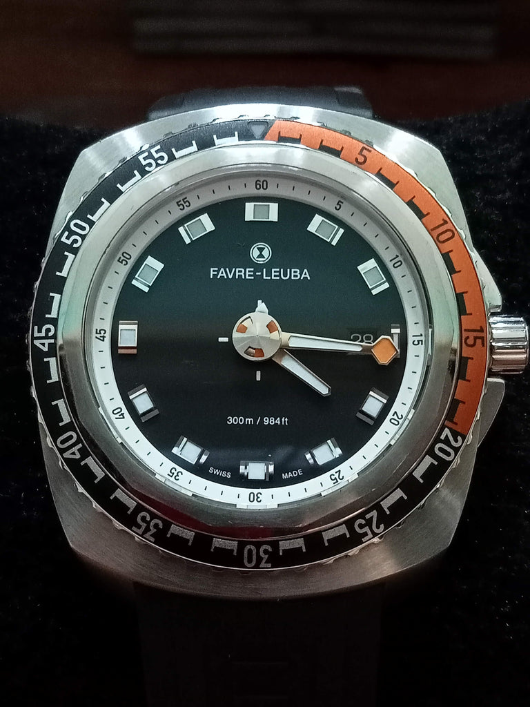 Discontinued! Collectible! Circa 2017 Favre Leuba Raider Deep Blue ETA 2824-2 Ref: 00.10106.09 25J Professional Divers
