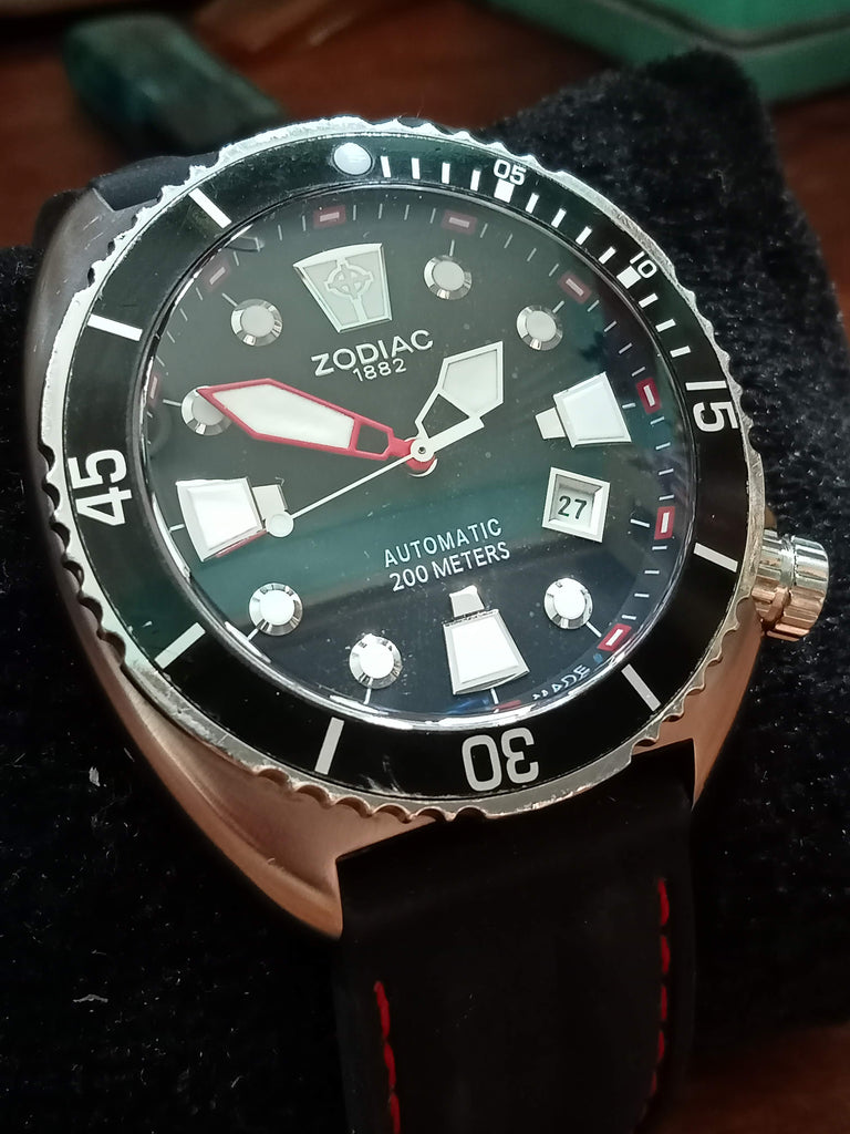 Collectible! Zodiac ZO8001 Oceanaire 