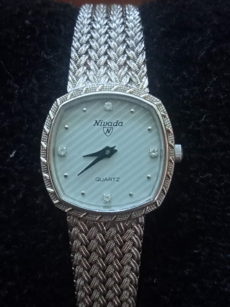 Collectible! 1970s Nivada Grenchen Ref N-22724 Grey Case & Bracelet Quartz (OH)