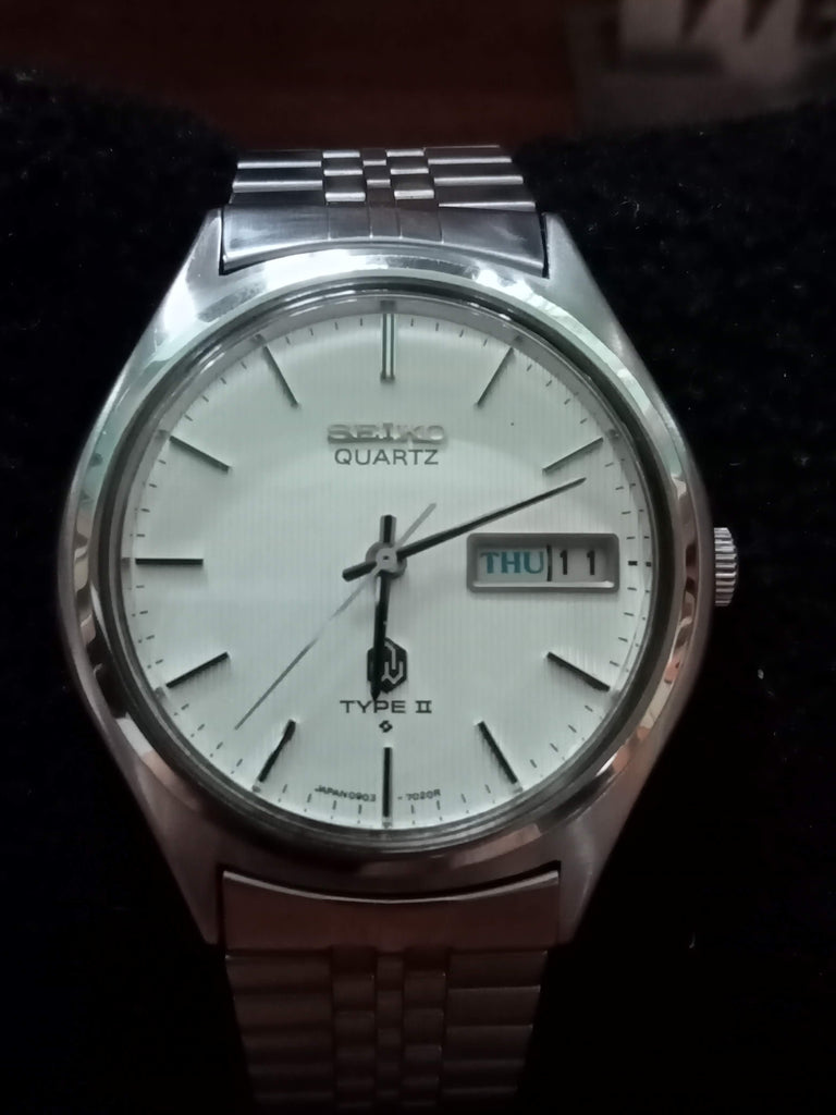 Birthday Watch October 1976! Seiko 0903-7030 Type II DAINI Linen White Dial Quartz Watch (OH)