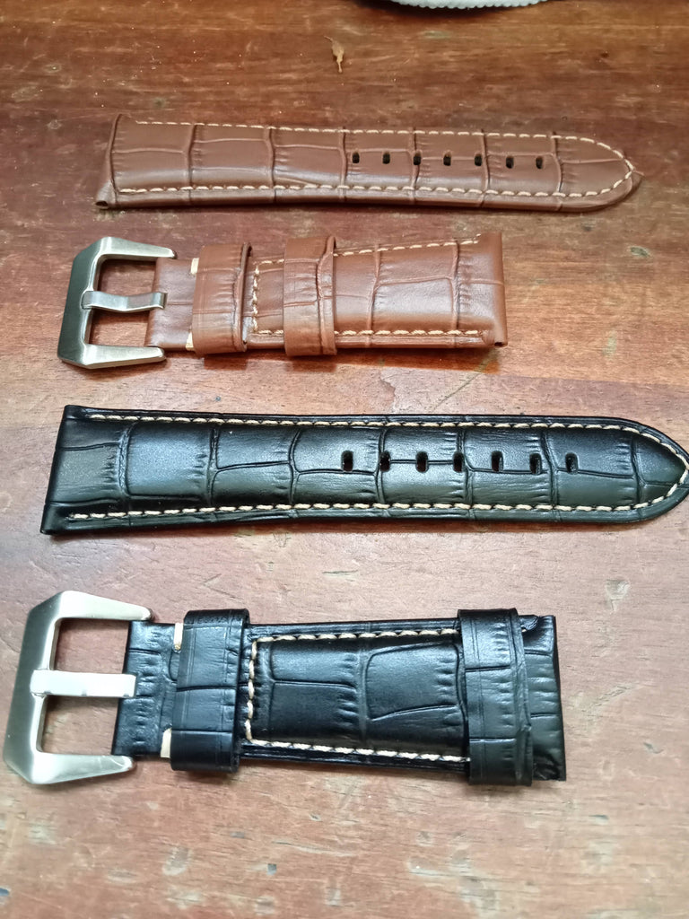 BNIB Hi-Quality Reptile Design Genuine Leather Strap with Silver Buckle Size 26mm (98)