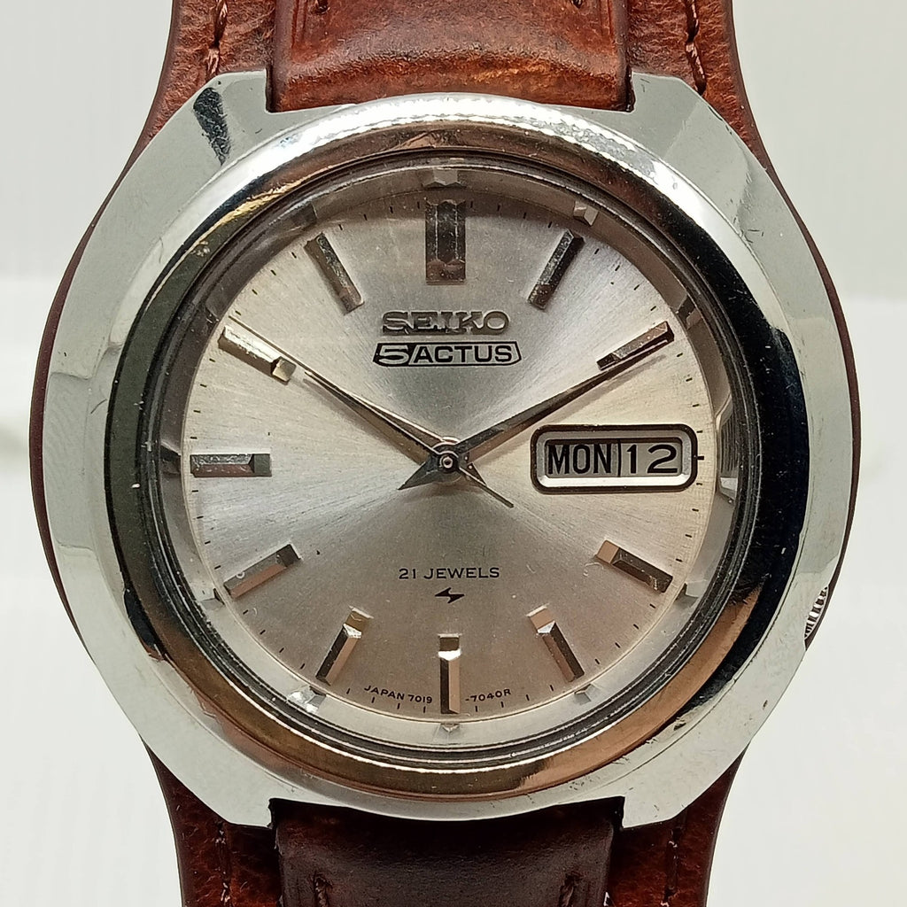 時計 SEIKO 5 ACTUS 21 7019-7020 AUTOMATIC Vintage SEIKO 5 ACTUS 7019-7060 Automatic 21 J Day/Date